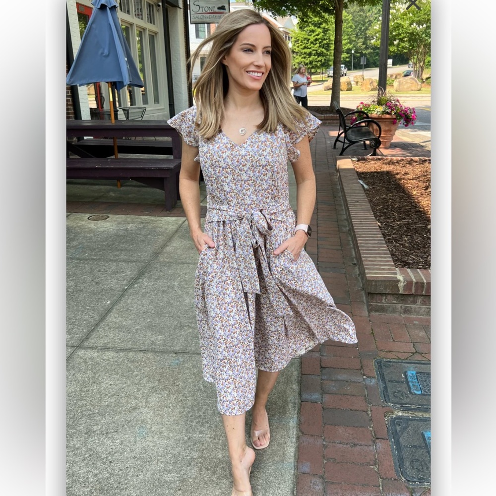 Nursing Queen Midi Dress